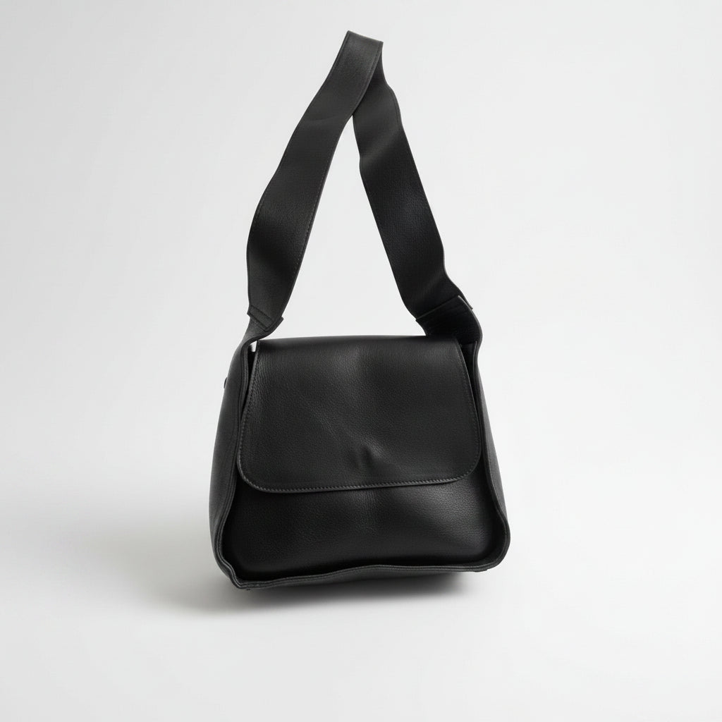 Sac à main en cuir noir – Chic & Élégance
