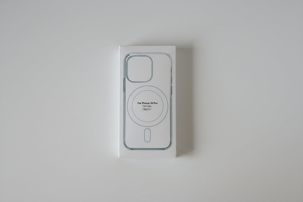Coque transparente magnétique pour iPhone 16 Pro – Neuve